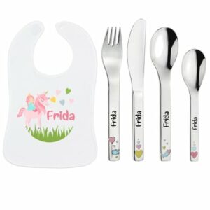 Schnullireich Geschenkset mit Namen Cora: Puresigns Kinderbesteck + Lätzchen Einhorn Herz Silber